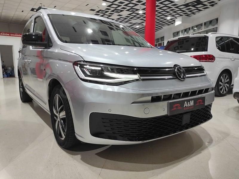 Usado VW Caddy 122 CV (89 kW) 2021 Gris / plata Monovolumen