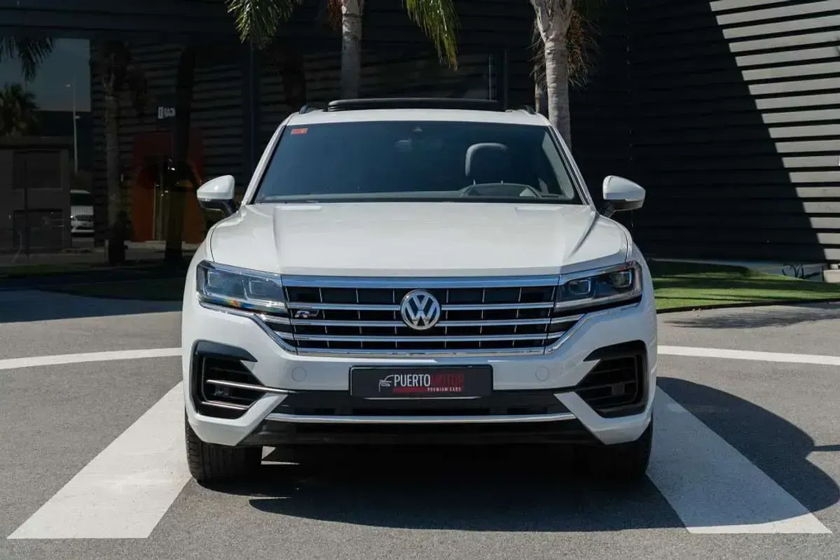 Usado VW Touareg R-line 286 CV (210 kW) 2019 Blanco SUV