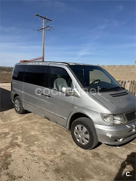Usado Mercedes V230 98 CV (72 kW) 1998 Gris / plata Monovolumen