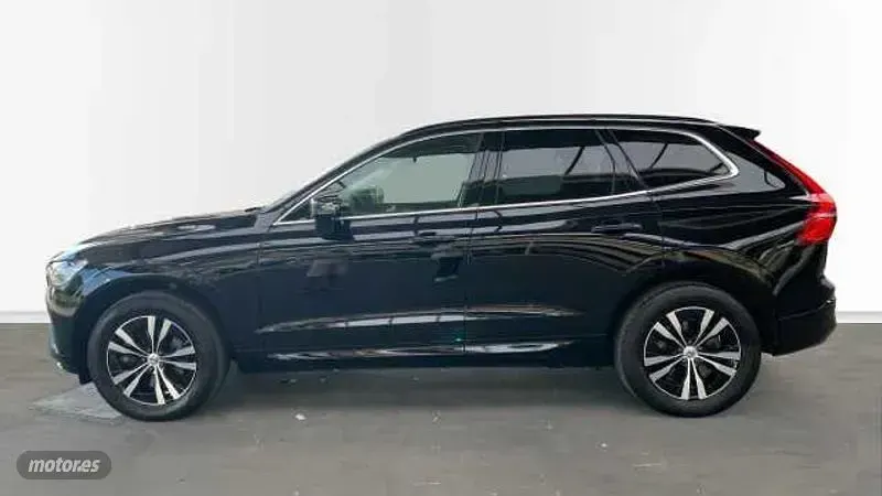 Usado Volvo XC60 Momentum 197 CV (144 kW) 2022 Negro SUV