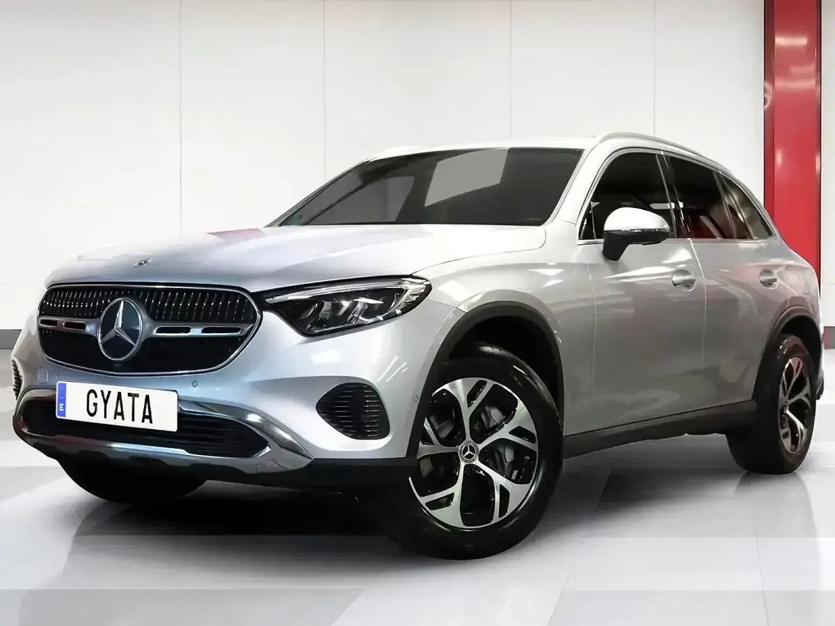 Usado Mercedes GLC300e 313 CV (230 kW) 2024 Gris SUV