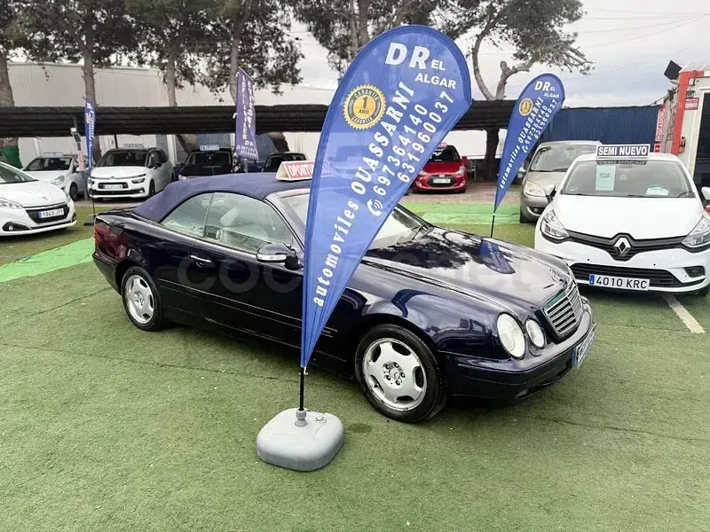 Usado Mercedes CLK230 Elegance 197 CV (144 kW) 2001 Azul Descapotable