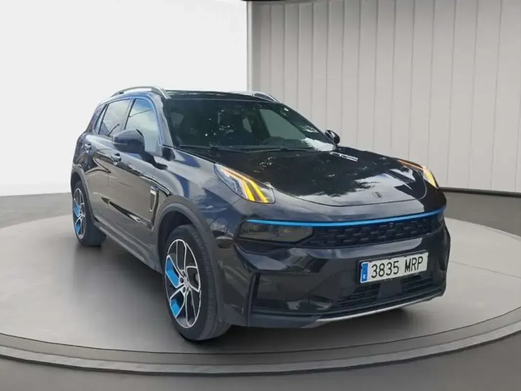 Usado Lynk & Co 01 261 CV (191 kW) 2024 Negro SUV