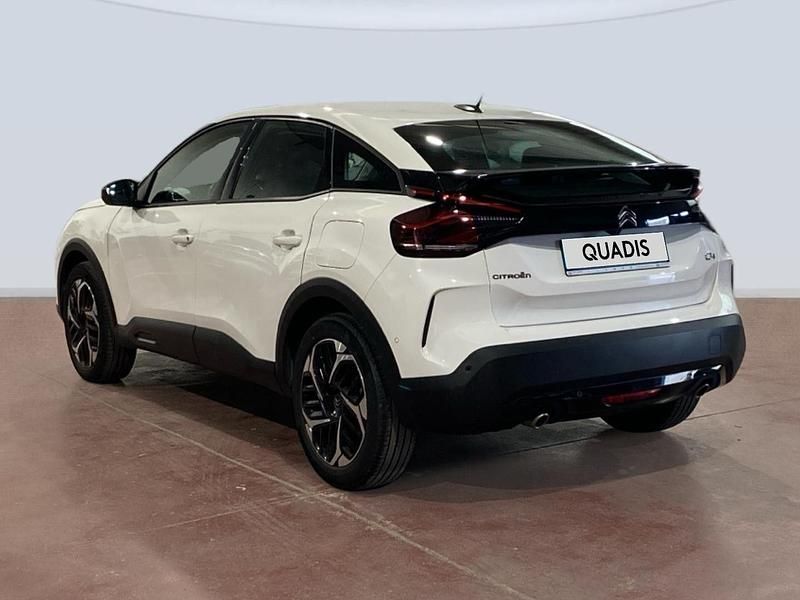 Usado Citroën C4 Feel 130 CV (95 kW) 2021 Blanco