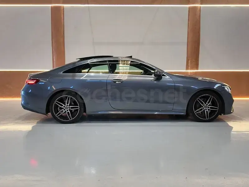 Usado Mercedes E220 194 CV (142 kW) 2017 Gris / plata Coupe