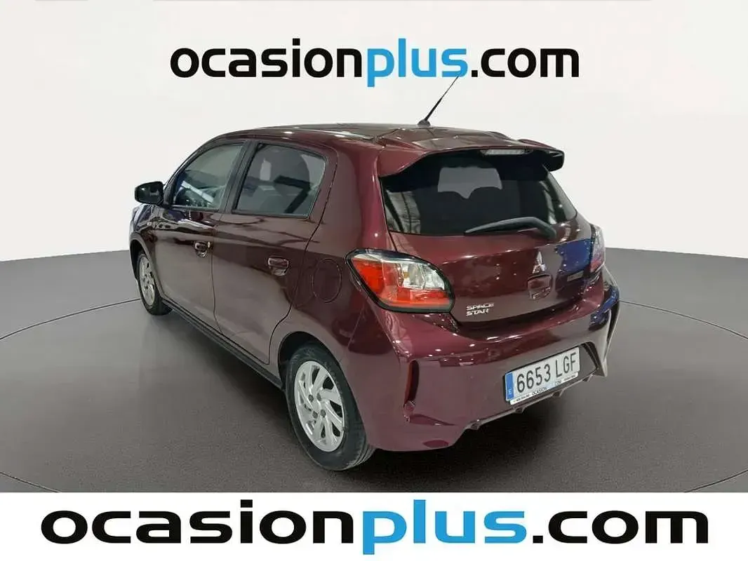 Usado Mitsubishi Space Star Motion 71 CV (52 kW) 2020 Rojo Utilitario