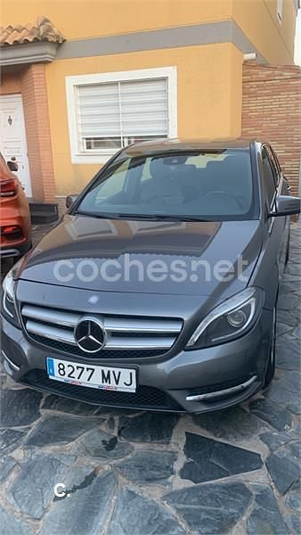 Gris / plata Usado 2012 Mercedes B180 Monovolumen | 9500 € (Buen precio) - Imagen 1/4