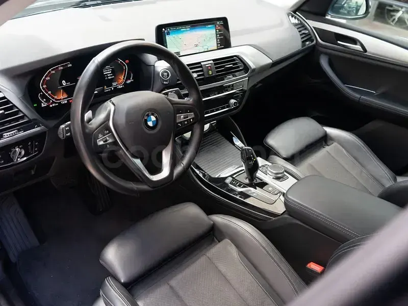 Usado BMW X4 Comfort Edition 190 HP (139 kW) 2020 Preto SUV
