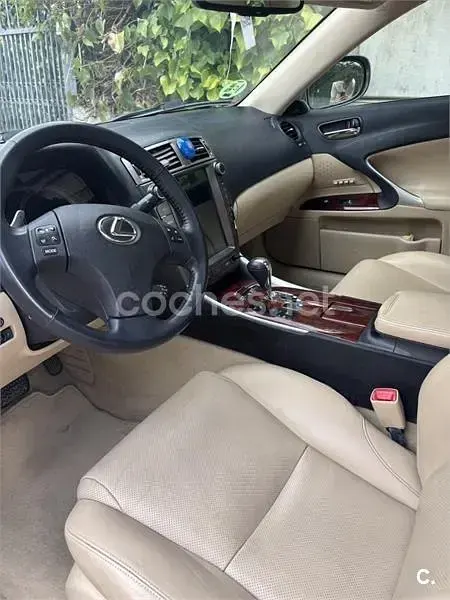 Usado Lexus IS250 President Line 208 CV (152 kW) 2007 Negro Berlina