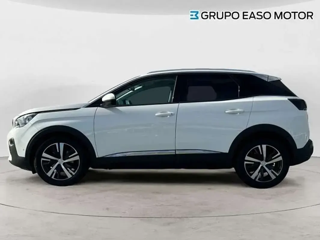 Usado Peugeot 3008 Allure 131 CV (96 kW) 2017 Blanco SUV