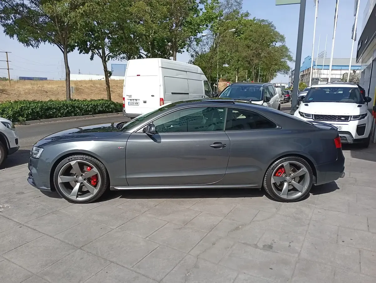 Usado Audi A5 S-Line 245 CV (180 kW) 2015 Gris Coupe