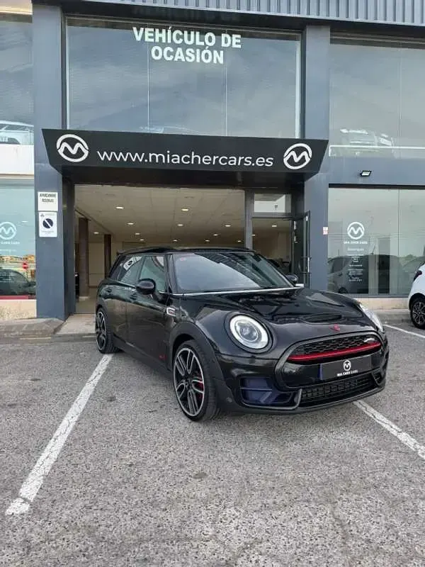 Usado Mini John Cooper Works Clubman 231 CV (169 kW) 2017 Negro Familiar