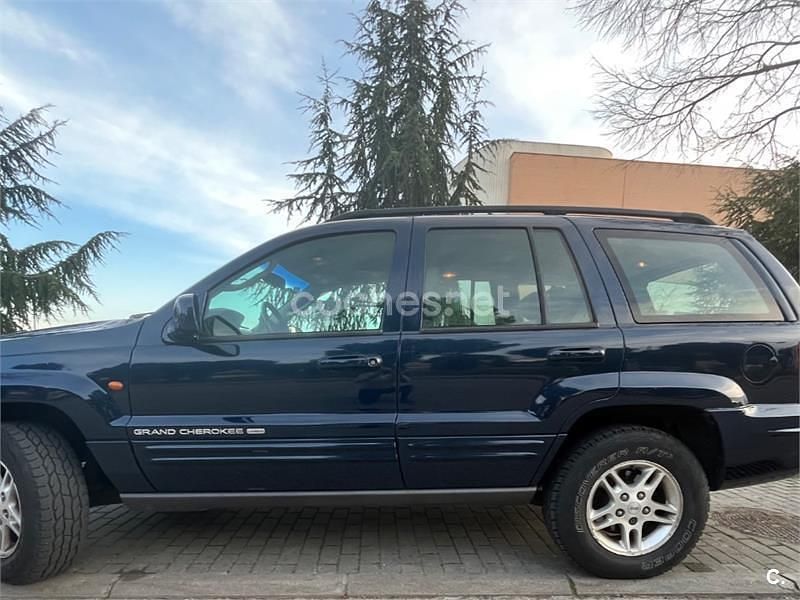 Usado Jeep Grand Cherokee Laredo 163 CV (119 kW) 2004 Azul SUV