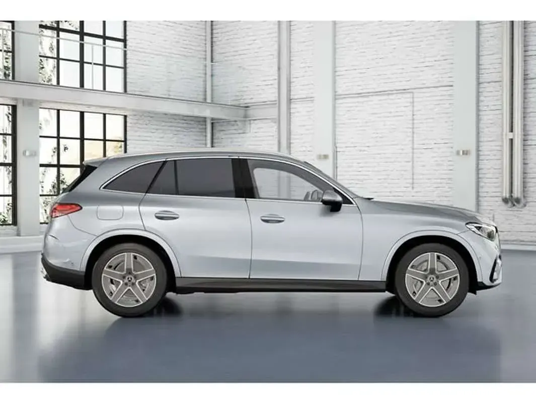 Usado Mercedes GLC220 197 CV (144 kW) 2025 Plateado SUV