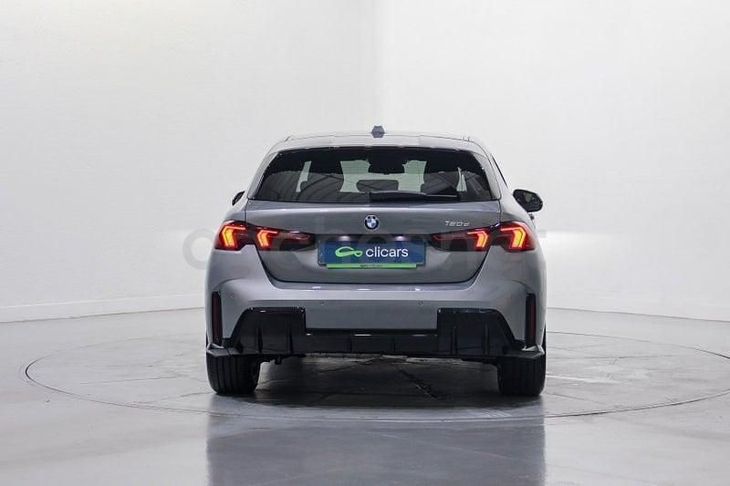 Usado BMW 118 150 CV (110 kW) 2025 Gris / plata Utilitario