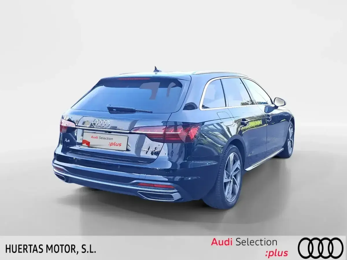 Usado Audi A4 Advanced 163 CV (119 kW) 2025 Negro Familiar