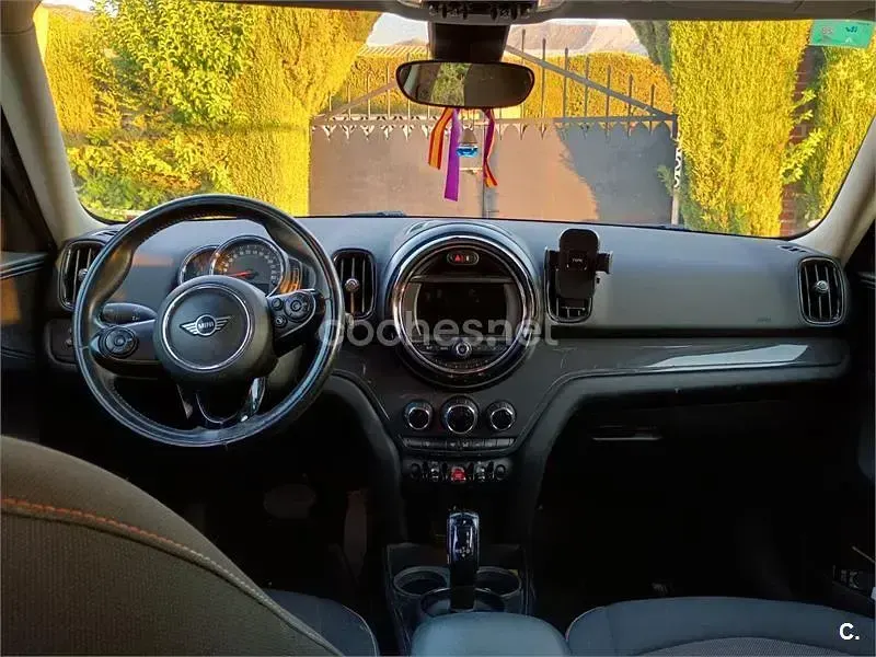 Usado Mini One D Countryman 116 CV (85 kW) 2018 Negro SUV