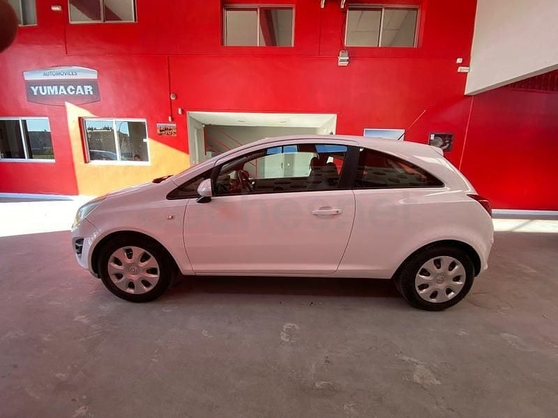 Usado Opel Corsa Expression 75 CV (55 kW) 2011 Blanco Utilitario