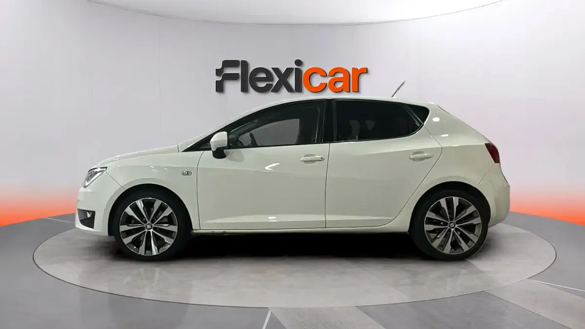 Usado Seat Ibiza FR 110 CV (80 kW) 2017 Blanco Berlina