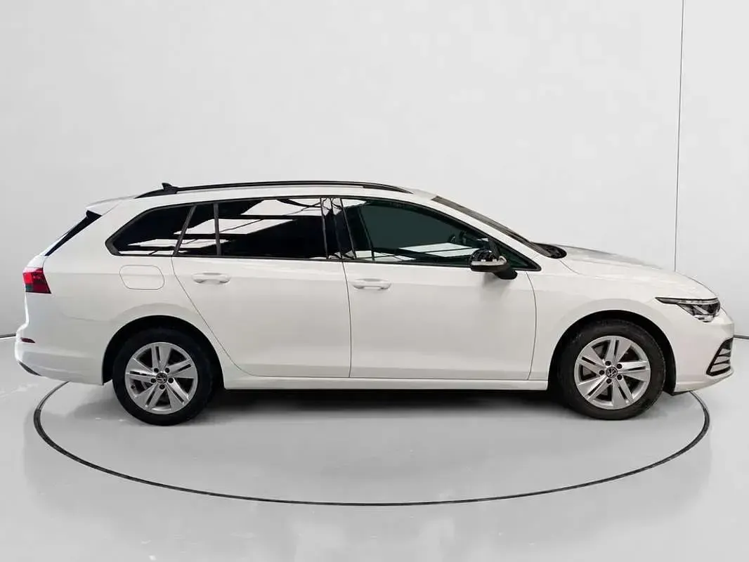 Usado VW Golf VII Life 116 CV (85 kW) 2021 Blanco Utilitario