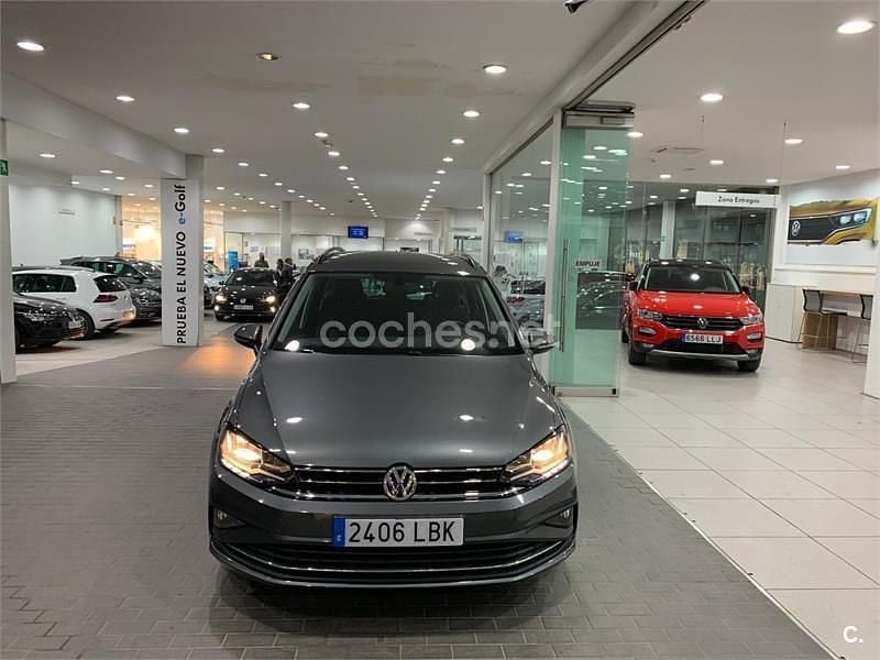 Gris / plata Usado 2019 VW Golf Sportsvan Advance Monovolumen | 18.000 € (Precio justo) - Imagen 1/4