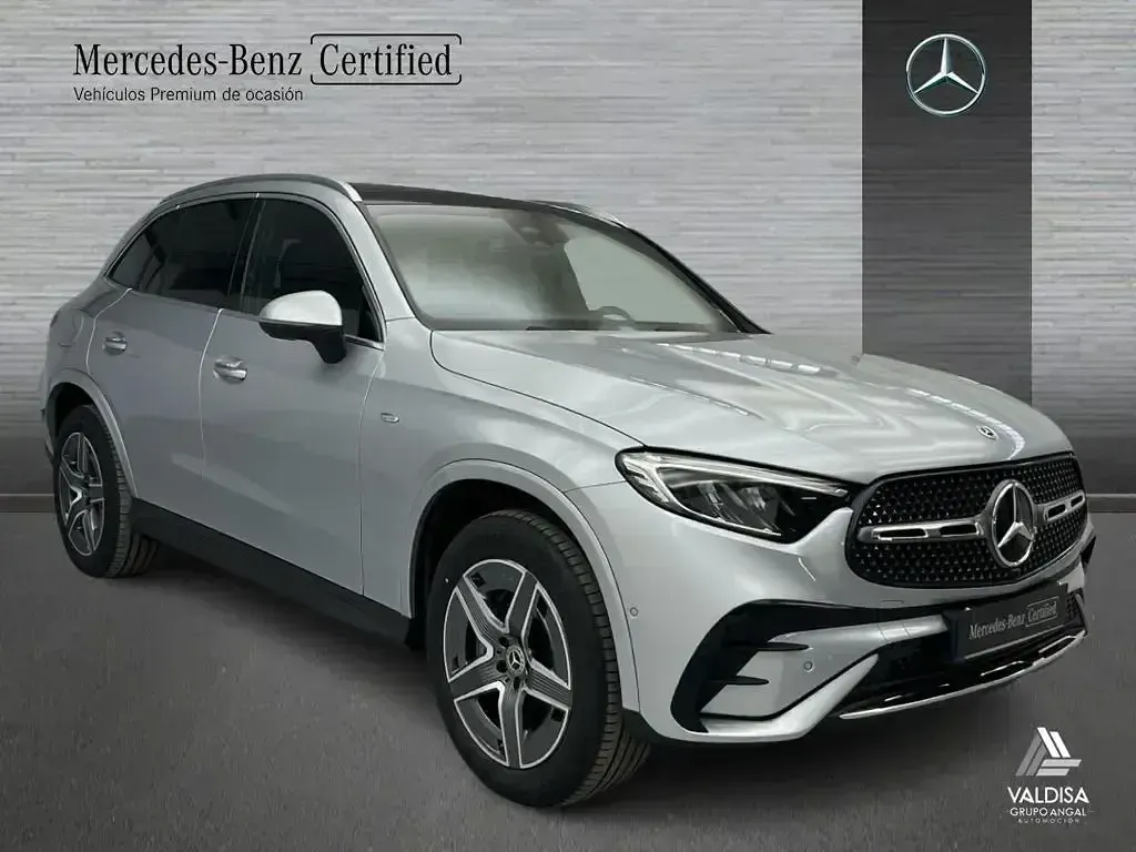 Usado Mercedes GLC300e 333 CV (244 kW) 2025 Gris / plateado SUV