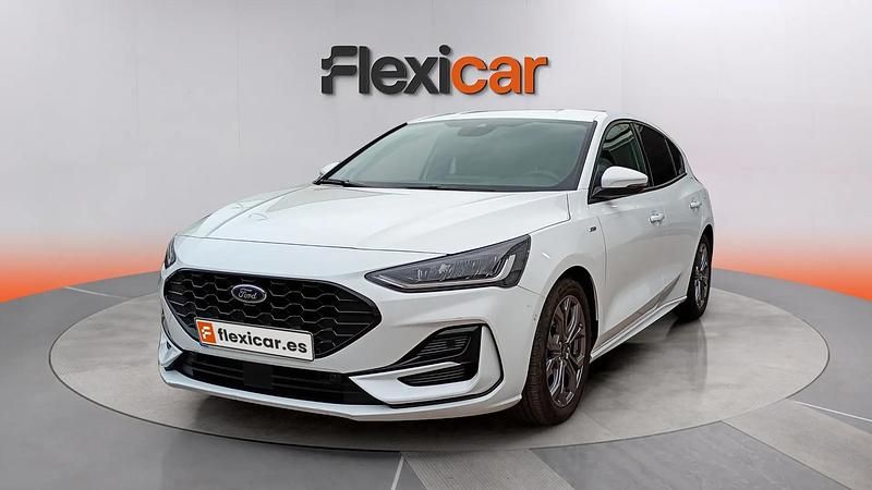Usado Ford Focus ST-Line 125 CV (91 kW) 2024 Blanco Berlina