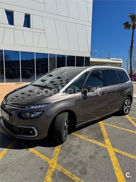 Usado Citroën Grand C4 Picasso Feel 120 CV (88 kW) 2018 Marrón Monovolumen