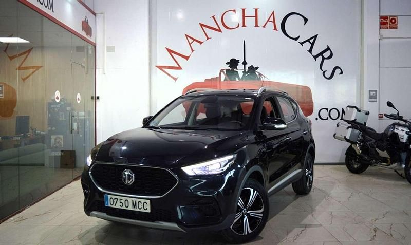 Usado MG ZS Comfort 106 CV (77 kW) 2022 Negro SUV