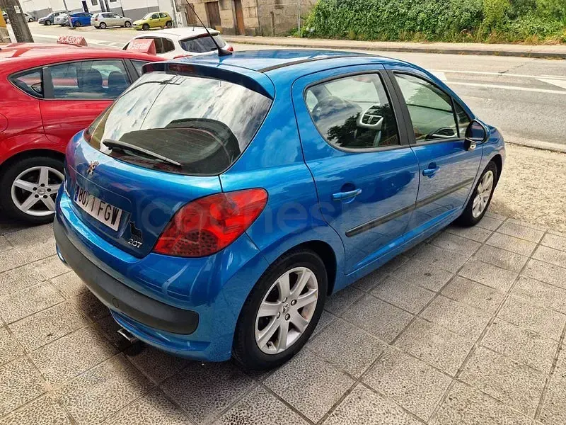 Usado Peugeot 207 90 CV (66 kW) 2006 Azul Berlina