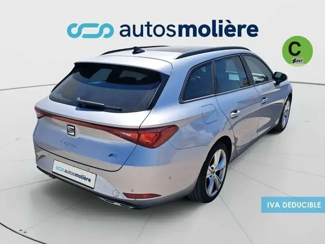 Usado Seat Leon FR 150 CV (110 kW) 2023 Gris Familiar