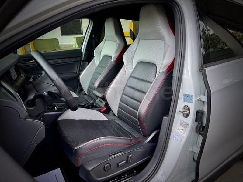 Usado VW Golf VIII GTI 245 CV (180 kW) 2021 Blanco Berlina