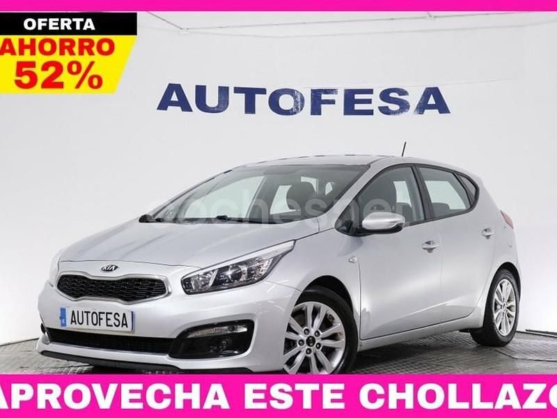 Gris / plata Usado 2016 Kia Ceed GT Berlina | 10.750 € (Precio justo) - Imagen 1/4
