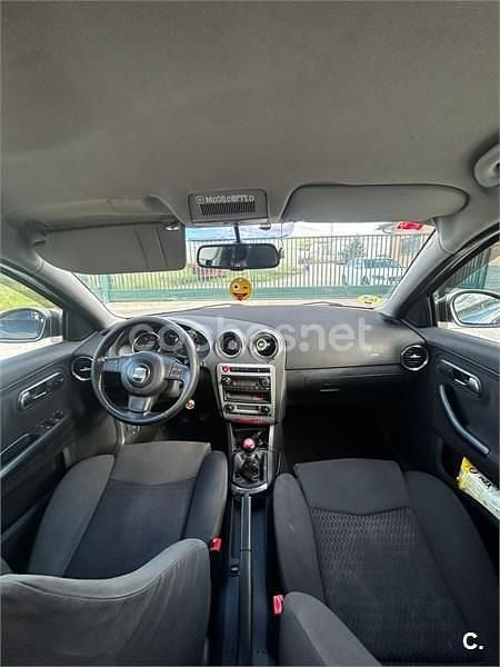 Usado Seat Cordoba Stylance 130 CV (95 kW) 2006 Negro Berlina