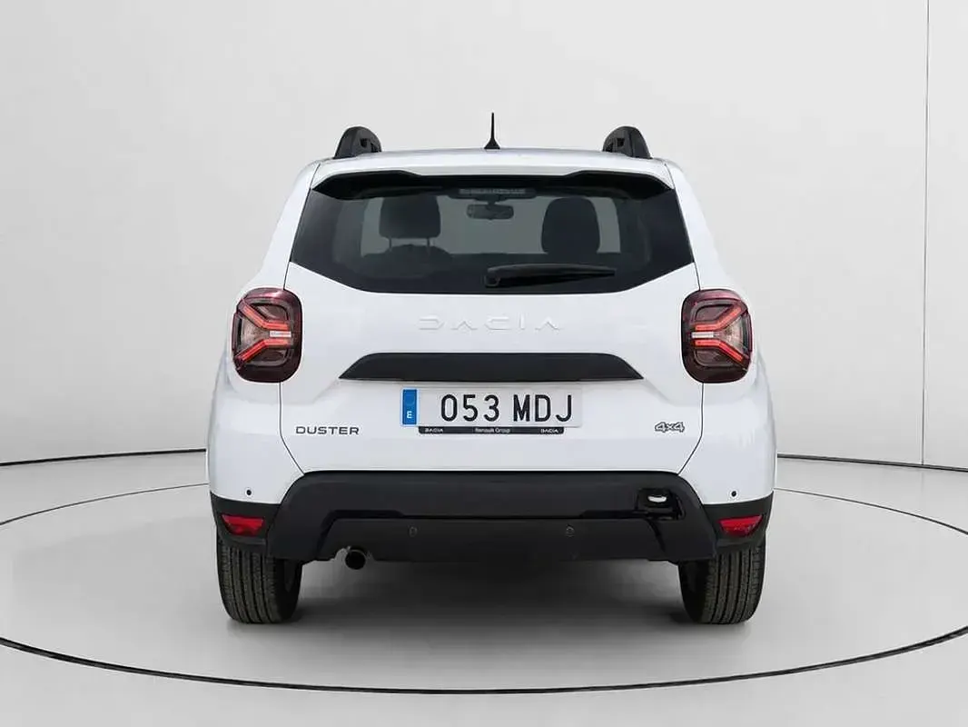 Usado Dacia Duster Expression 116 CV (85 kW) 2023 Blanco SUV