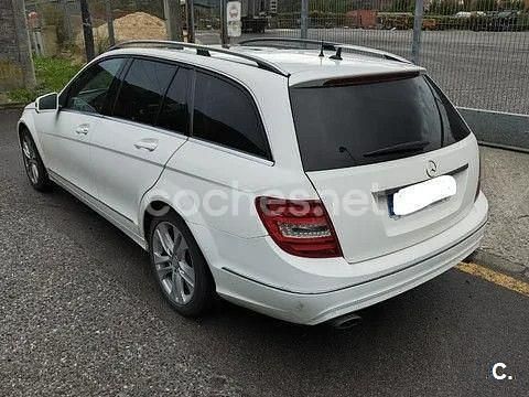 Usado Mercedes C300 Avantgarde 231 CV (169 kW) 2013 Blanco Familiar