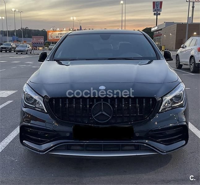 Negro Usado 2017 Mercedes CLA45 AMG Berlina | 32.900 € (Precio justo) - Imagen 1/4