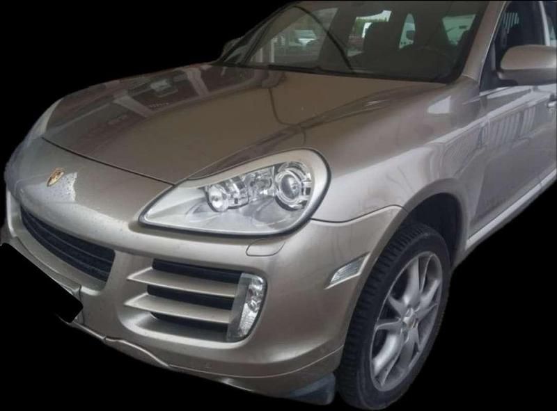 Gris Usado 2008 Porsche Cayenne SUV | 14.900 € (Un poco caro) - Imagen 1/4