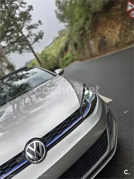 Usado VW Golf VII GTE 204 CV (150 kW) 2017 Gris / plata Berlina