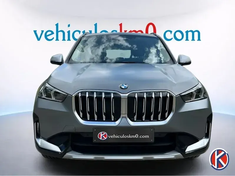 Usado BMW X1 Comfort Edition 170 CV (125 kW) 2023 Gris / plata SUV