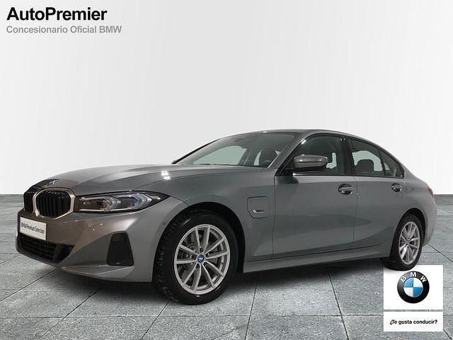 Gris Usado 2024 BMW 320e Berlina | 35.900 € (Buen precio) - Imagen 1/4