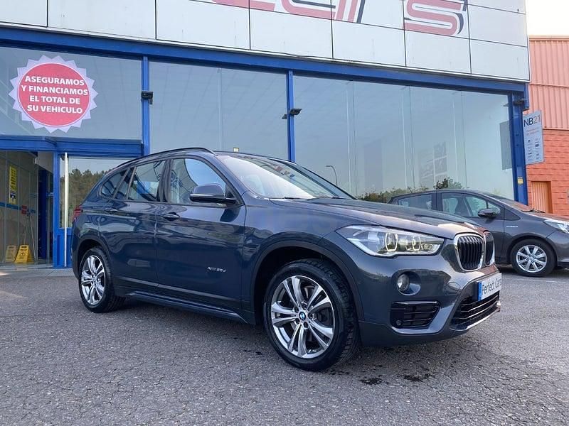 Usado BMW X1 190 CV (139 kW) 2017 Gris / plata SUV