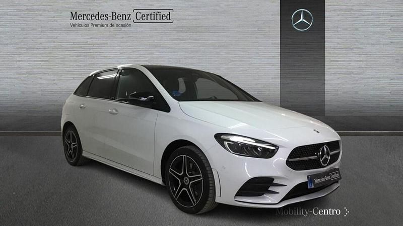 Usado Mercedes B250 217 CV (159 kW) 2024 Blanco digital Monovolumen