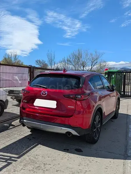 Usado Mazda CX-5 Newground 165 CV (121 kW) 2022 Rojo SUV