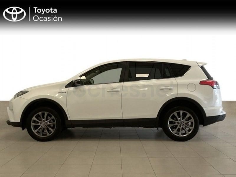 Usado Toyota RAV4 Hybrid Advance 199 CV (146 kW) 2017 Blanco SUV