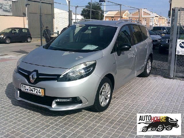 Usado 2015 Renault Grand Scénic III Monovolumen | 11.500 € (Caro) - Imagen 1/4
