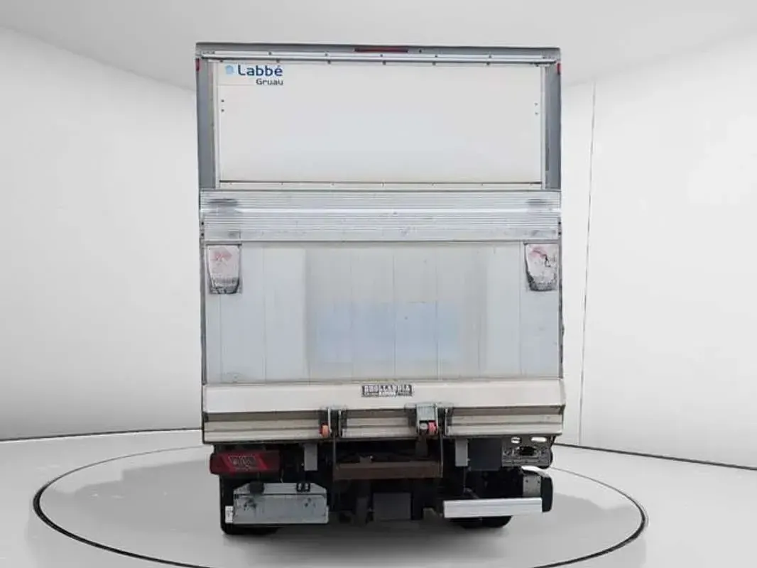 Usado Ford Transit Trend 170 CV (125 kW) 2019 Blanco Van
