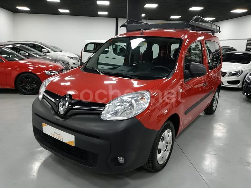 Usado Renault Kangoo Edition One 75 CV (55 kW) 2021 Rojo Familiar