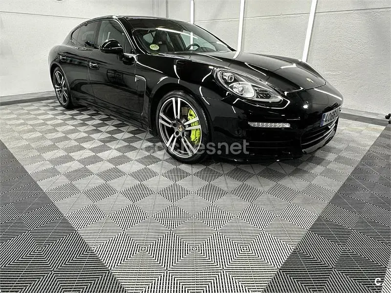 Usado Porsche Panamera 300 CV (220 kW) 2015 Negro Utilitario
