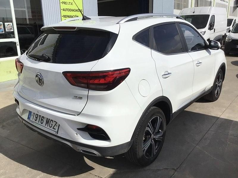 Usado MG ZS Comfort 106 HP (77 kW) 2023 Branco SUV